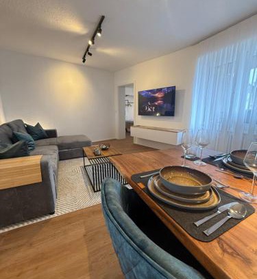 Nordstadt Apartment | City-Balkon 2 SZ, 2 Bad, 6 Gäste