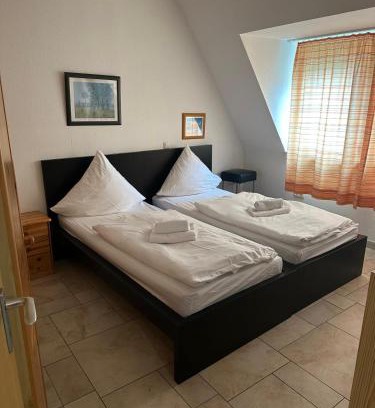 Altstadt - Sankt Lorenz Apartment | City center - 4 room apartment with kitchen and 2 bathrooms