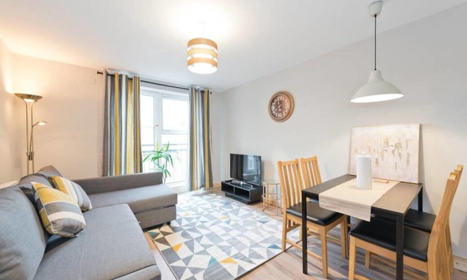 The Liberties Apartment | City Centre Apt 10-min walk to Temple Bar Sleeps 4