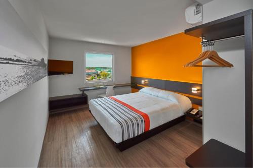 Leon Hotel | City Express Junior by Marriott Leon Centro de Convenciones
