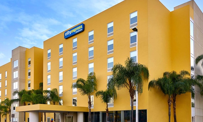 Leon Hotel | City Express Leon