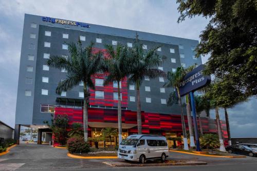 Zona Expo Hotel | City Express Plus by Marriott Guadalajara Expo