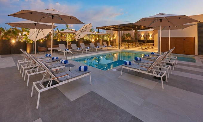 Marina Mazatlan Hotel | City Express Plus by Marriott Mazatlán