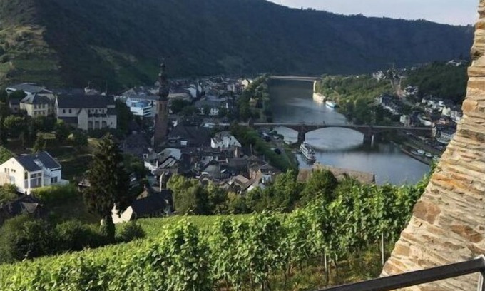 Cochem Apartment | City Whispers 2 Comfortable Vacation Home