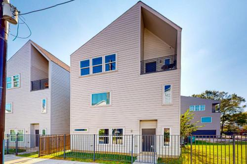 Northside House | Cityscape Retreat