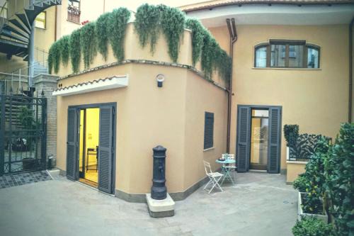 Rione XIV Borgo House | CIVICO 7 Holiday Rooms