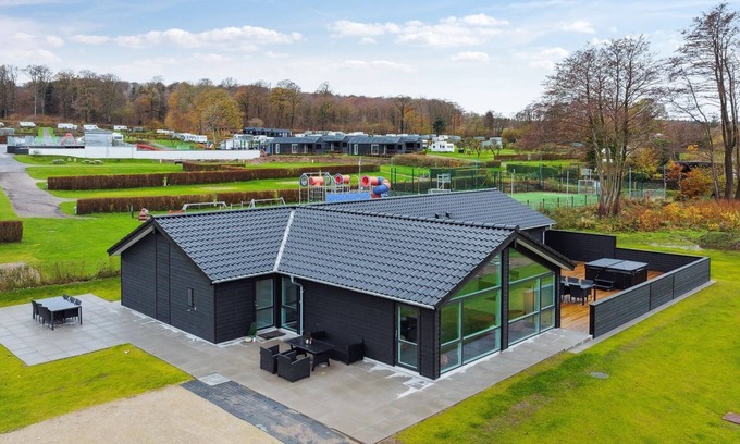 Grønninghoved Strand House | "Clare" - 100m from the sea by Interhome