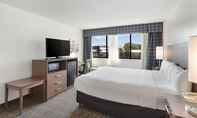 Concord Hotel | Clarion Hotel Concord/Walnut Creek