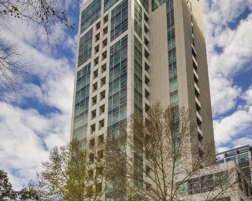 Melbourne Central Business District Hotel | Clarion Suites Gateway