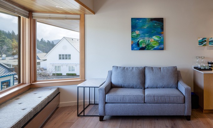 Eastsound Hotel | Clark - Imaginative Original Artwork