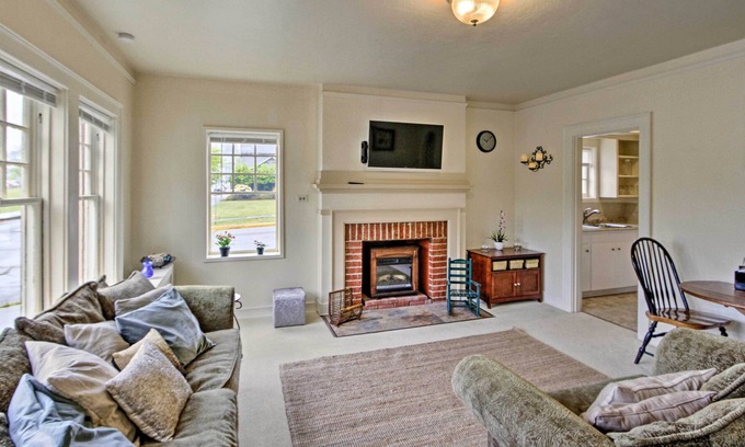 Aberdeen Apartment | Classic Aberdeen Apt 1 Mi to Riverfront Park!