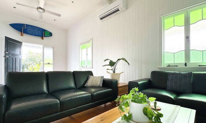 Parramatta Park House | Classic City Queenslander | Walk to Esplanade