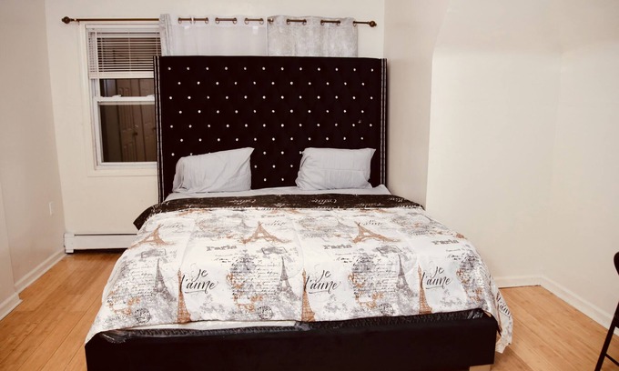 Newark House | Classy and peaceful home for your family and friends
