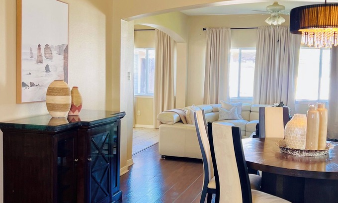 Houston House | Clean 4-bedroom house with WiFi and AC in awesome Houston near the Airport