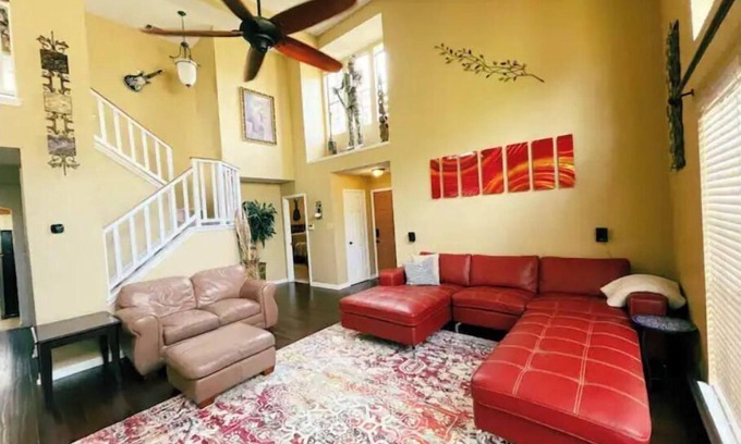 Wells Branch House | Clean, Comfortable Stress Relief house in Austin