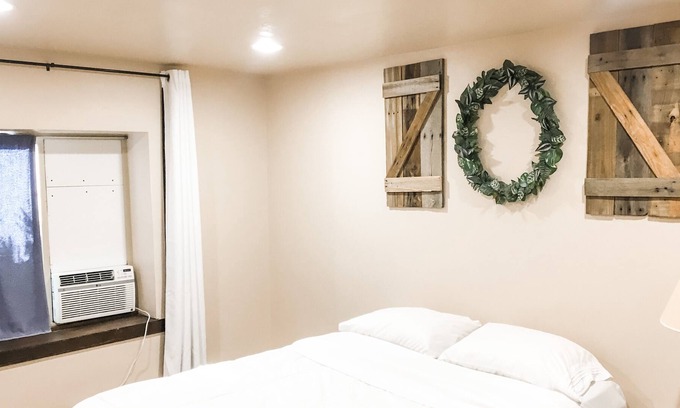 Santaquin Condo | Clean & Cozy Apple Seed Suite in Santaquin
