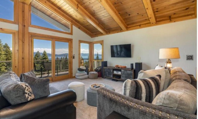 Talmont House | Clearview by Tahoe Mountain Properties