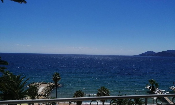 Le Suquet Apartment | Clemenceau Cannes Studio