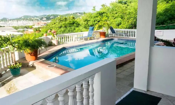 Rodney Bay Apartment | Cleopatra Apt-3, Studio
