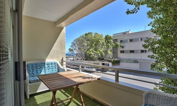 Clifton Apartment | Clifton 1st Beach Studio