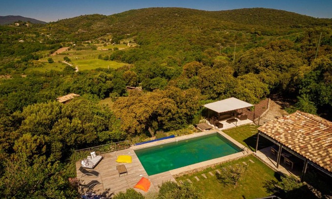 Lacoste Bed & Breakfast | Clos des Coustoulins