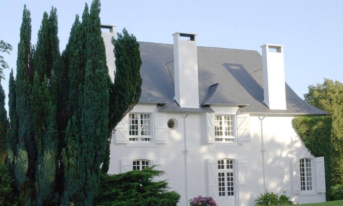 Jurancon House | Clos Mirabel Le Manoir – 5 Rooms