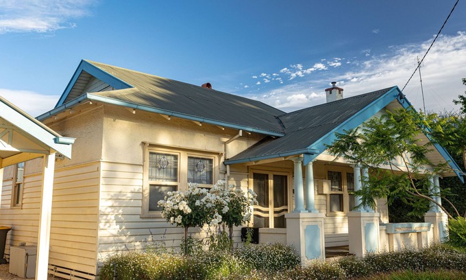 Kennington House | Close to Bendigo CBD - Spacious Home 3BR 2Bath WiFi Quiet Location