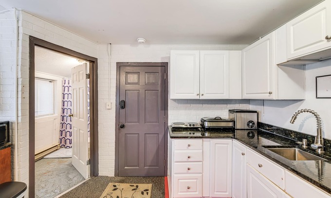 North Chesterfield Apartment | Close to Dtwn Richmond: Apartment w/Private Patio