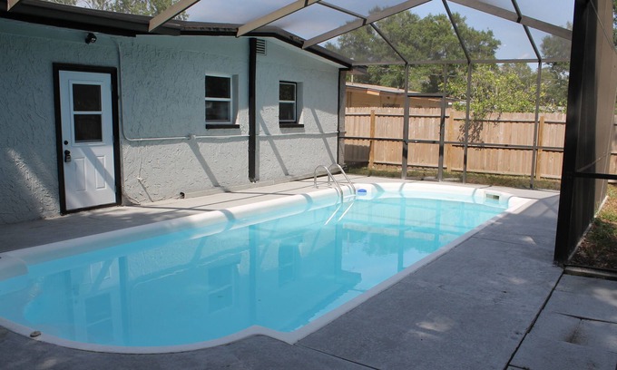 Pinellas Park House | Close to everything!