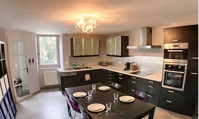 Cessy House | Close to Geneva (8 km)
