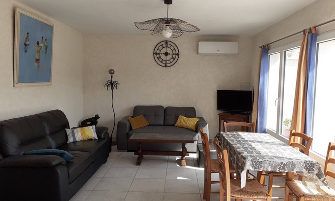 Pomerols House | CLOSE TO THE BEACHES recent house, all comfort CLIM 4 pers