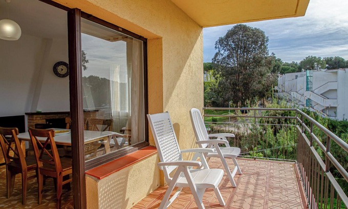 Platja d'Aro Apartment | Club Villamar - Enjoy a cozy 55m² apartment ideal for families, with a capacity for 6 people, nea.
