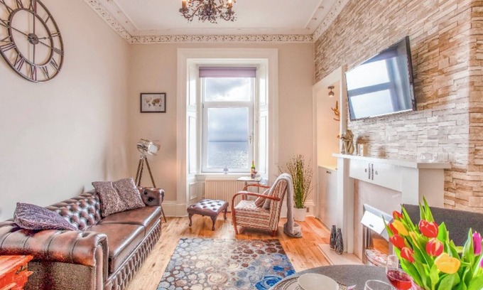 Helensburgh Apartment | Clyde View Apartment 🏴󠁧󠁢󠁳󠁣󠁴󠁿