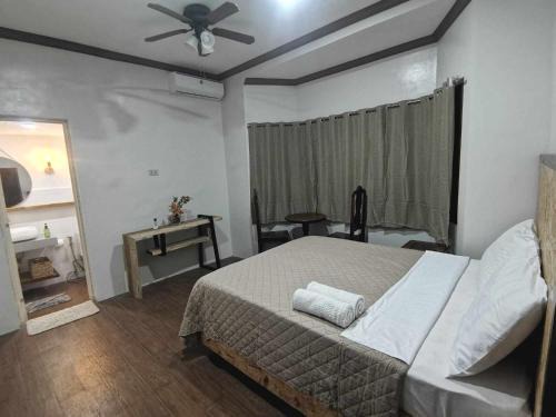 Puerto Princesa City Centre House | CM Guest house