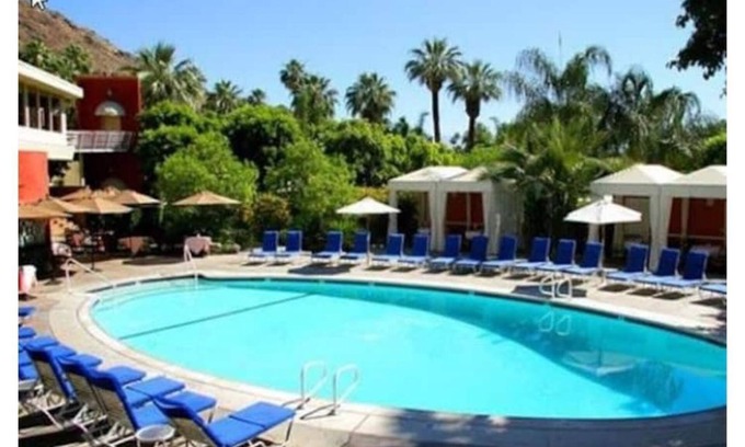 Indian Canyon House | Coachella Jr Villa Palm Canyon Resort - Sleeps 4