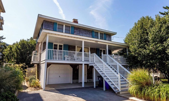 Sussex County Cottage | Coastal Cottage Just Steps from Beach with Private Elevator & Spacious Porches!