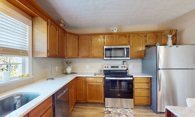 Salter Path Cottage | Coastal home with patio, close to beach and local attractions