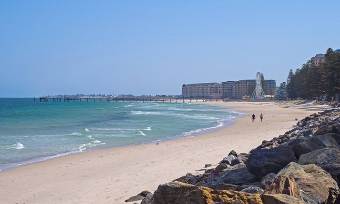 Glenelg Apartment | Coastal Living at Oaks: Pier Apartment - Ocean Views - no 124