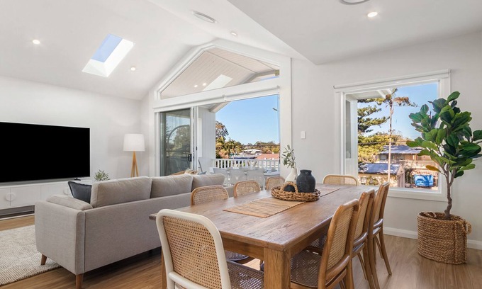 Anna Bay House | Coastal Luxury at Ruby Jade