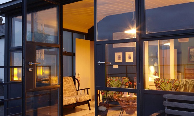 Deal House | Coastal retreat, a stone's throw away from Kingsdown beach