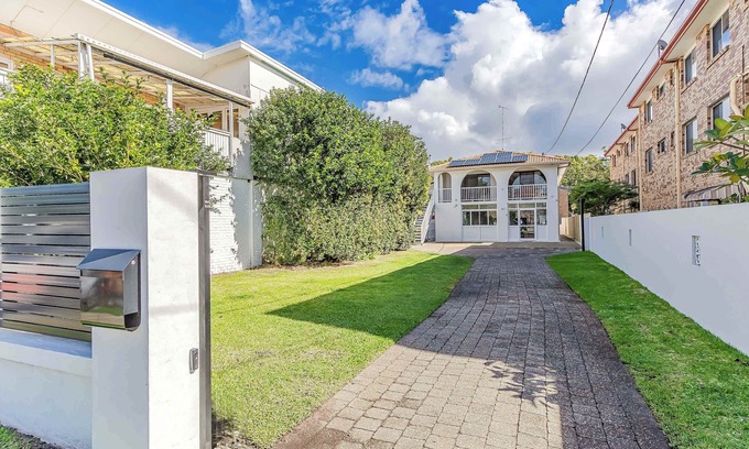 Tweed Heads House | Coastal Sanctuary Minutes from Beach - Upper Level