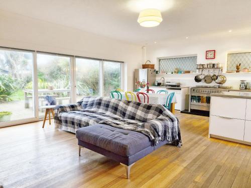 East Wittering House | Coastal - Wittering