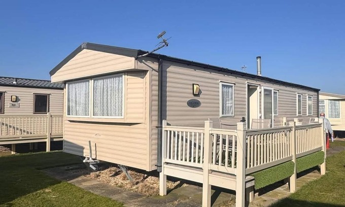Ingoldmells House | Coastfields HF11 Beautiful Spacious Caravan