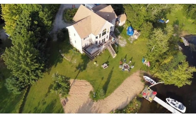Dongola House | Coboconk Cottage