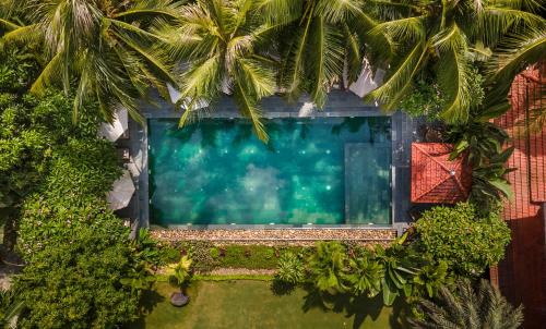 Hoa Lu Hotel | Coco Island Resort Ninh Binh