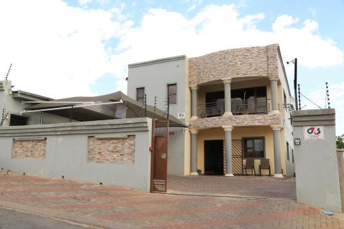Windhoek Bed & Breakfast | Coco Palm Bed & Breakfast