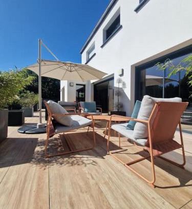Quimper House | Cocon familial proche des plages 10 personnes