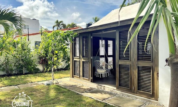 Costambar House | Coconut cottage