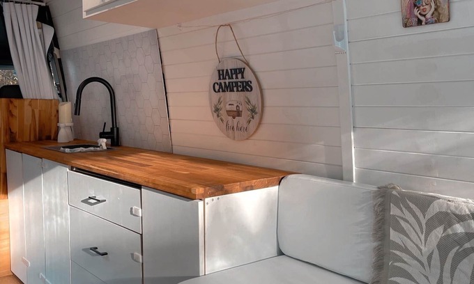 North Narrabeen House | COCONUT PARADISE Camping with comfort at Narrabeen Camping ground.