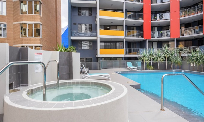 Perth Central Business District Apartment | Code Apartment - Executive Escapes
